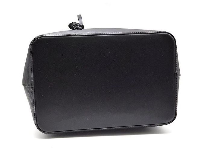 Néonoé Louis Vuitton Epi Neonoe MM Nero - vista 7