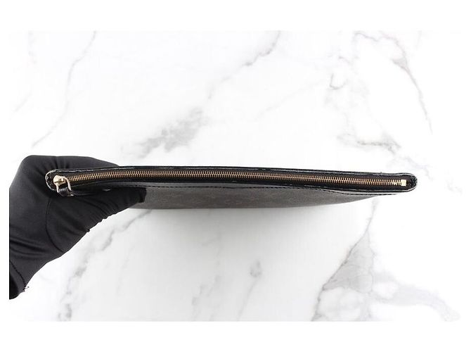 Louis Vuitton Clutch Daily Pouch Black Marrone - vista 7
