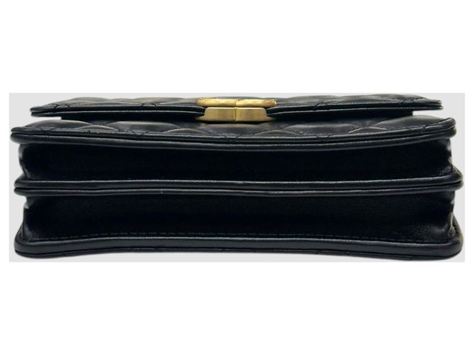Chanel Season Candy WOC aus schwarzem Lammleder mit Goldhardware - Ansicht 8