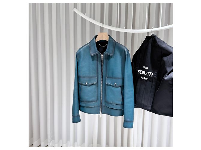 Berluti Patina Kalbslederjacke in Blau - Ansicht 2