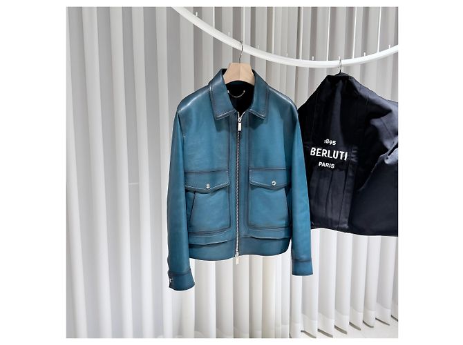 Berluti Patina Kalbslederjacke in Blau - Ansicht 3