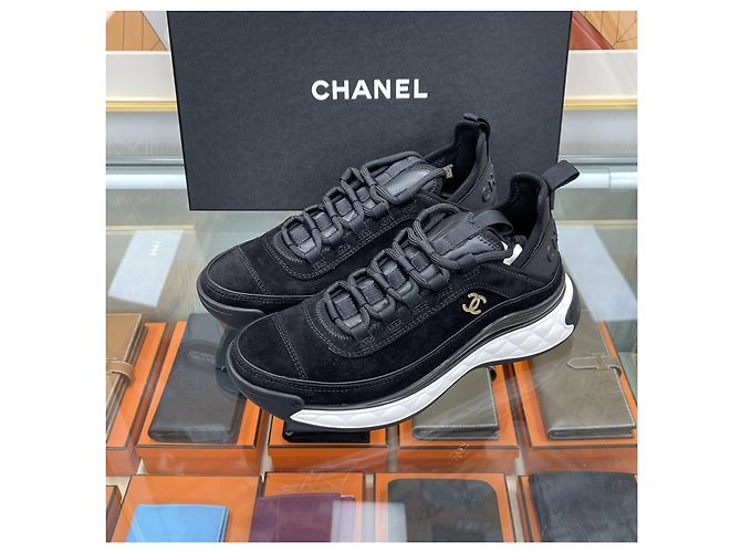 Chanel Sneaker in fibre miste da donna in scamosciato nero - vista 3