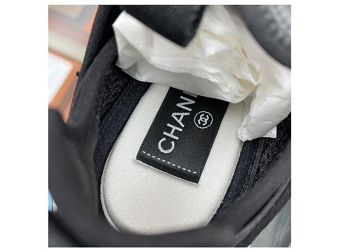 Chanel Sneaker in fibre miste da donna in scamosciato nero - vista 7