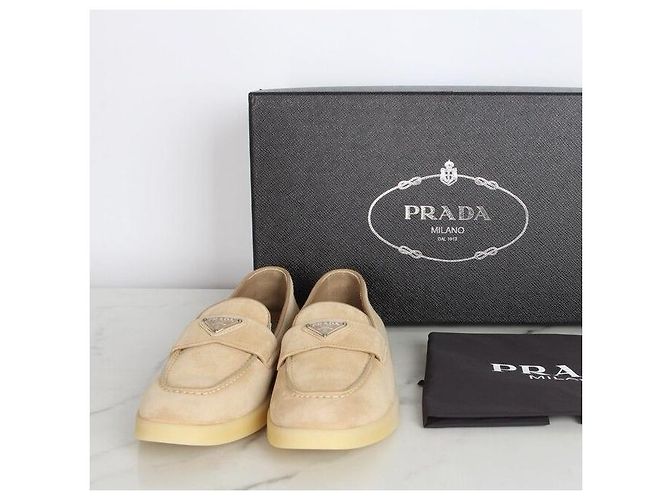 Prada Mocassin en daim beige Marron - vue 2