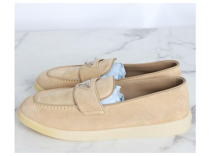 Prada Mocassin en daim beige Marron - vue 4