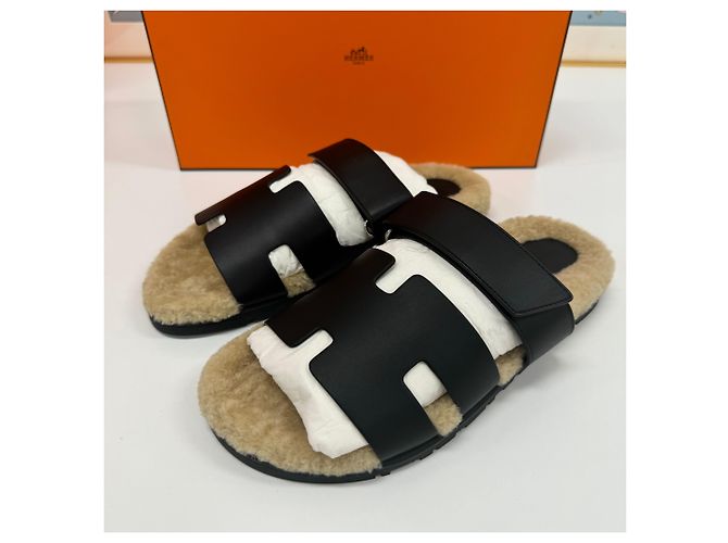 Hermès Sandali Cipres in shearling neri Arancione - vista 4