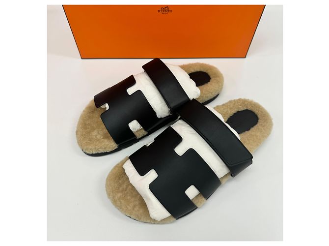 Hermès Sandali Cipres in shearling neri Arancione - vista 5