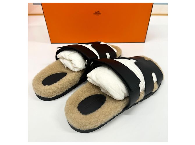 Hermès Sandali Cipres in shearling neri Arancione - vista 6