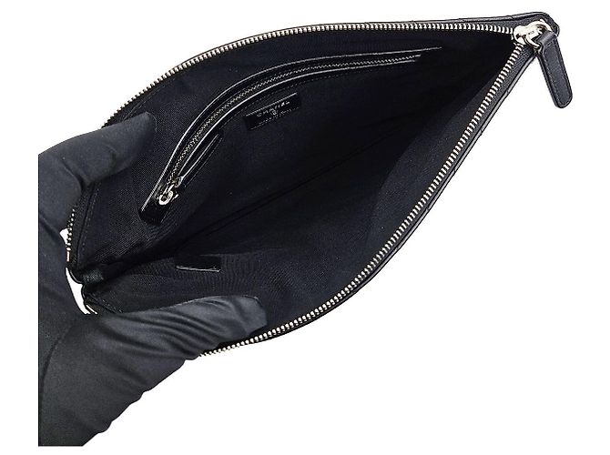 Chanel Clutch in Pelle Nera con Borchie e Chevron Nero - vista 9