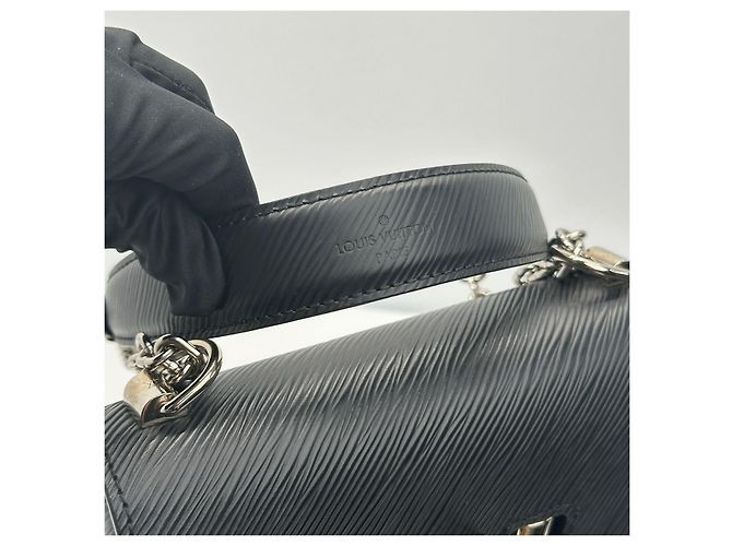 Louis Vuitton Borsa a tracolla Epi Twist PM Nero Argento - vista 10