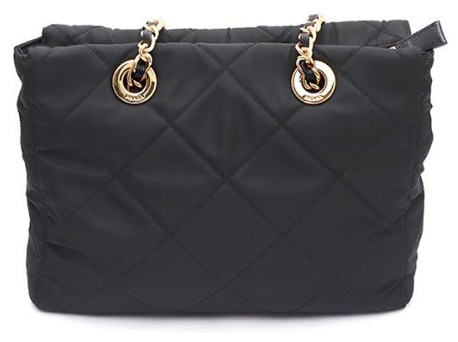 Prada Borsa Tote e Borsa a Spalla in Nylon con Logo Triangle e Catena in Metallo Dorato Nero - vista 11