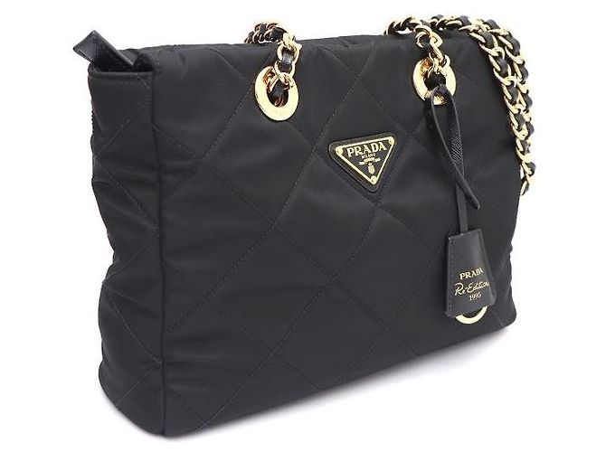 Prada Borsa Tote e Borsa a Spalla in Nylon con Logo Triangle e Catena in Metallo Dorato Nero - vista 2