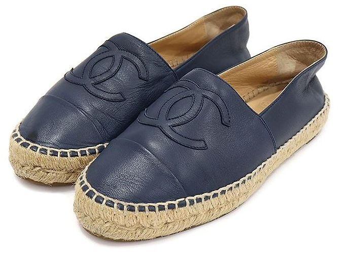 Chanel Espadrilles Slip-On aus dunkelblauem Lammleder für Damen - Ansicht 2