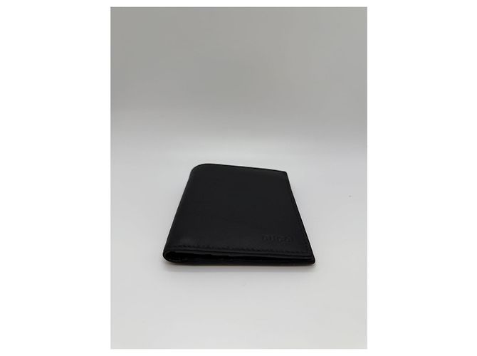 Gucci GG Emblem Embossed Compact Wallet Black - view 14