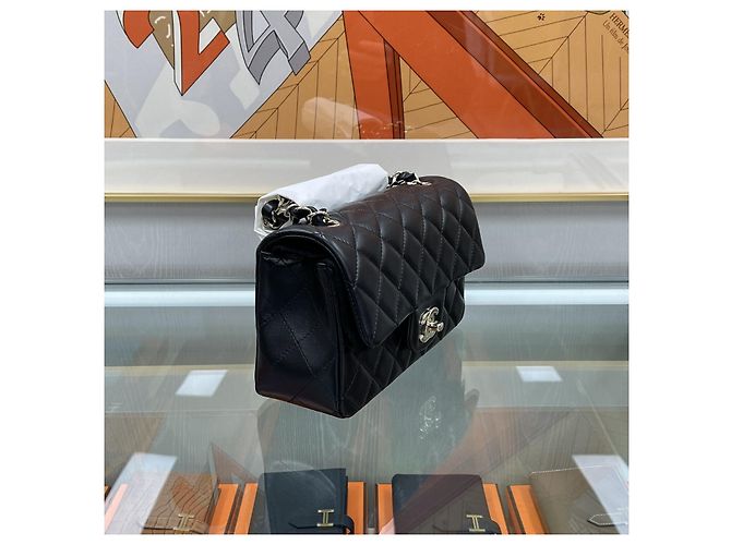 Chanel Classic New Mini Lambskin Black Champagne Gold Nero - vista 5
