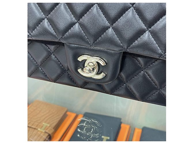 Chanel Classic New Mini Lambskin Black Champagne Gold Nero - vista 8