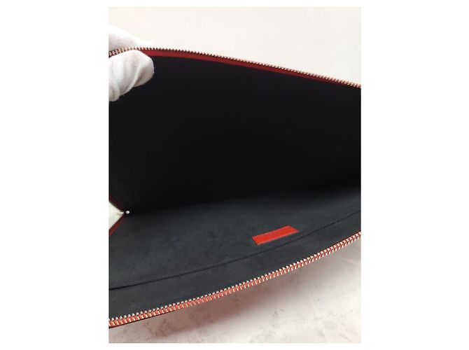 Louis Vuitton Clutch EPI Supreme Red Logo Rosso - vista 3