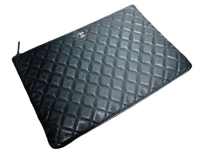 Chanel Clutch Black Caviar Classic Large CC Logo Argentato Nero - vista 3