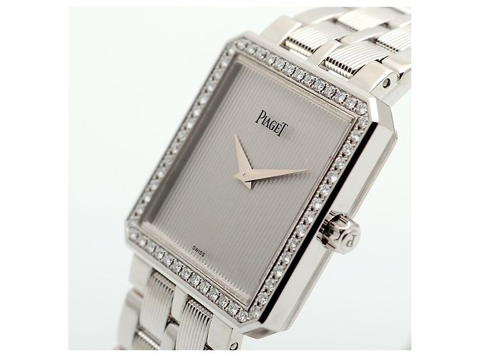 Piaget Vintage Protocol White Gold Large Men's Watch with Simple Diamond Quartz - view 11