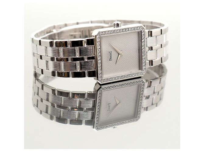 Piaget Vintage Protocol White Gold Large Men's Watch with Simple Diamond Quartz - view 20