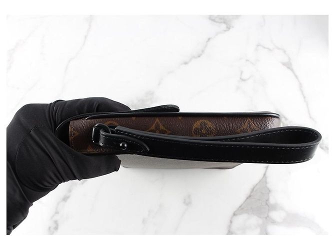 Louis Vuitton Clutch Monogram Pouch Marrone - vista 8