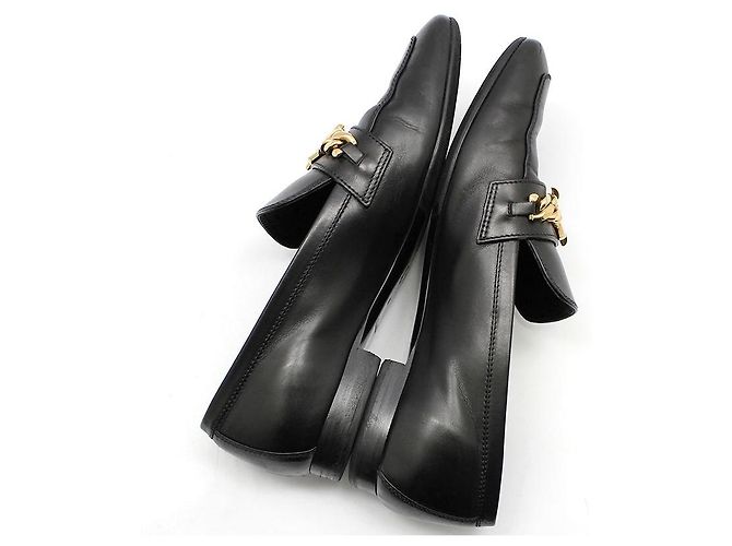 Louis Vuitton Mocassim flat LV Gold Upper Case preto - vista 7