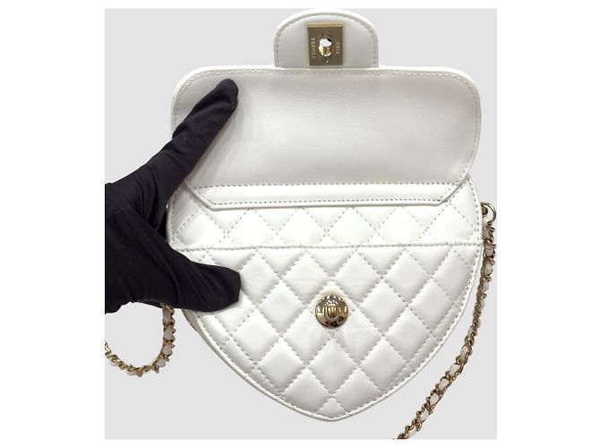 Chanel Borsa Heart Large in agnello bianco - vista 7
