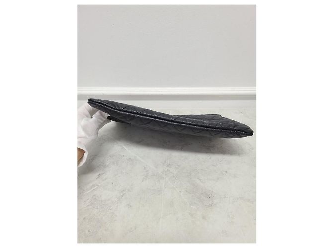 Chanel Clutch Classic Large in Caviar Nero Argentato con Chip Interno - vista 6