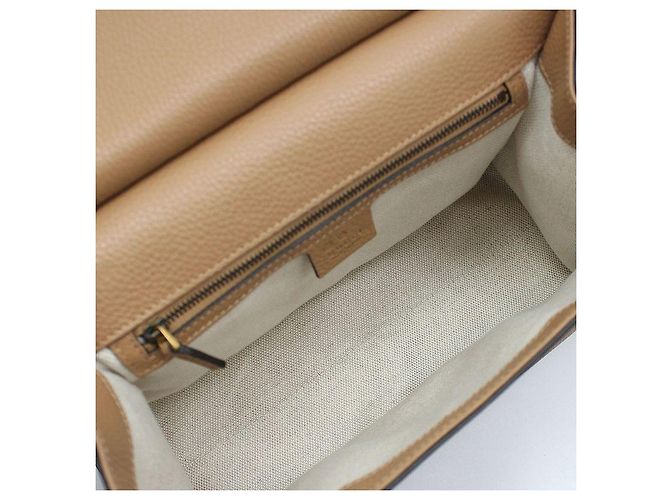 Gucci GG Marmont Handtasche mit Tragegriff und Schulterriemen Braun - Ansicht 11