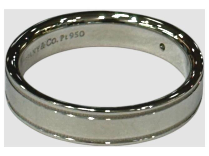 Tiffany & Co Anello in oro bianco con doppio milgrain e diamanti Marrone - vista 6