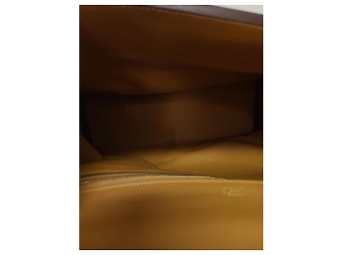 Hermès Borsa Kelly in Alligator Togo Swift Oro Caramello Marrone - vista 5