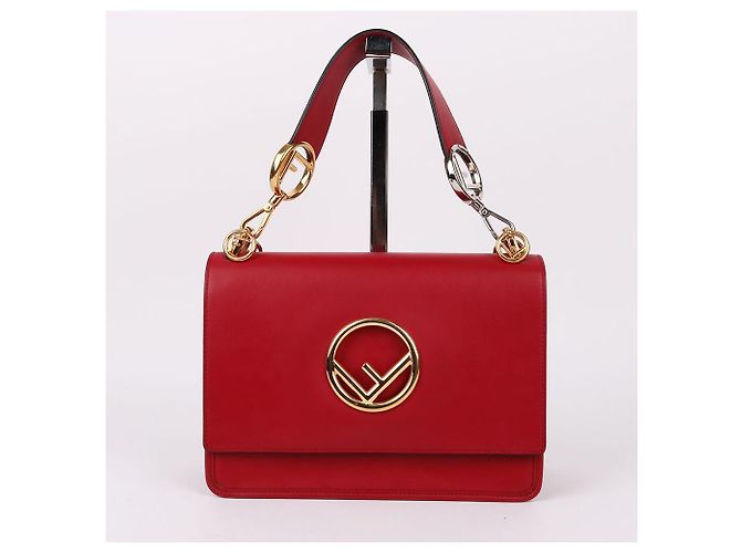 Fendi Borsa a Spalla Logo Can Eye Red Rosso - vista 2