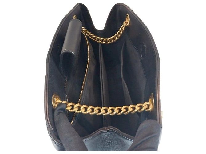 Louis Vuitton Borsa a tracolla New Wave in pelle nera - vista 3