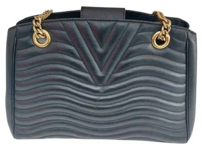 Louis Vuitton Borsa a tracolla New Wave in pelle nera - vista 6