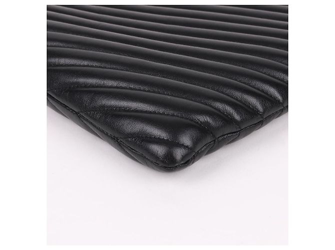 Saint Laurent Clutch con tracolla larga trapuntata Nero - vista 9