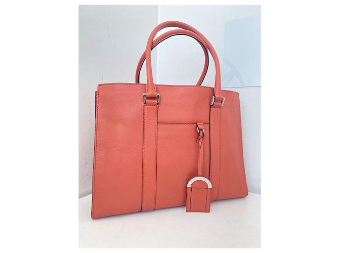 Borsa Tote Business Saffiano Rosa Corallo Bulgari - vista 2