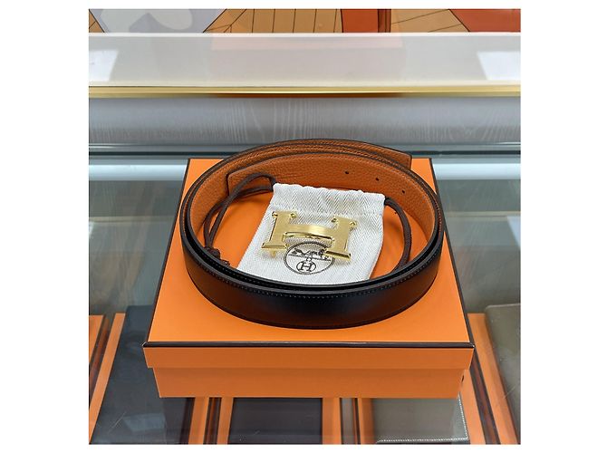Hermès Cinturón reversible Negro/Oro mate Naranja - vista 2