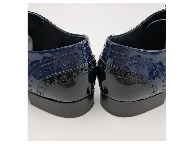 Mocassini Chanel in vernice Blu - vista 3
