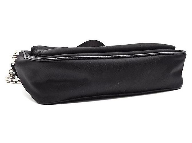 Prada Borsa a tracolla e crossbody in Re-Nylon Tesuto Nero - vista 8
