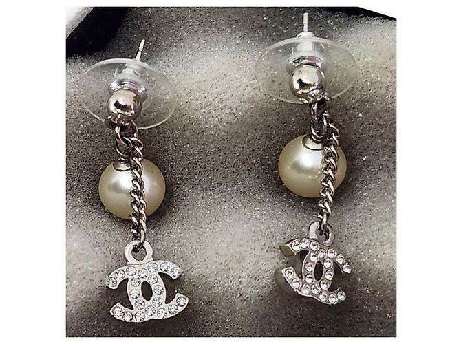 Chanel Orecchini Crystal Pearl Line stamp Nero - vista 5