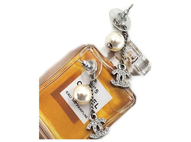 Chanel Orecchini Crystal Pearl Line stamp Nero - vista 6