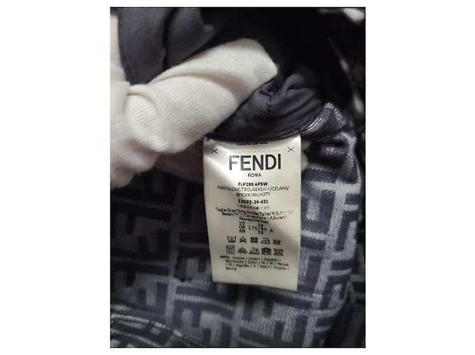 Fendi Pantaloni in denim con trattamento monogramma FF blu - vista 5