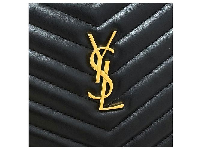 Saint Laurent Clutch Média Matelassê Preta Preto - vista 5