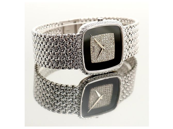 Piaget Tradition Hawk Eye White Gold Medium Men's Watch Onyx Pave Setting Vintage Manual Black - view 19
