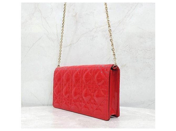 Dior Nuova borsa a tracolla con catena e pochette in vernice rossa - vista 2