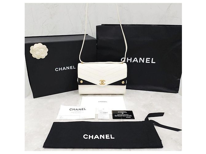Chanel Serie di borse con patta a chevron bianco - vista 9