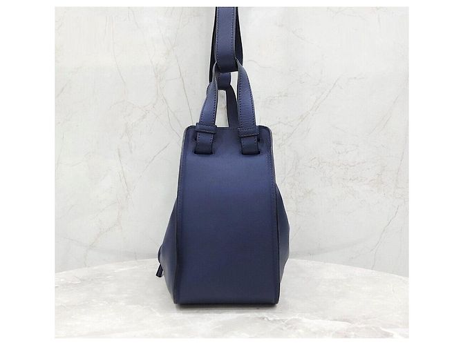 Loewe Piccola borsa Hammock classica in pelle di vitello blu navy - vista 3