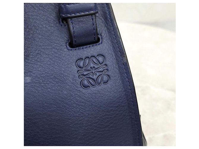 Loewe Piccola borsa Hammock classica in pelle di vitello blu navy - vista 4