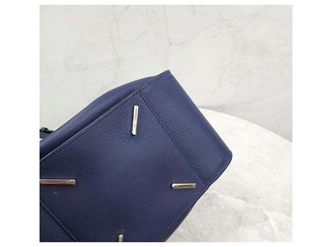 Loewe Piccola borsa Hammock classica in pelle di vitello blu navy - vista 5