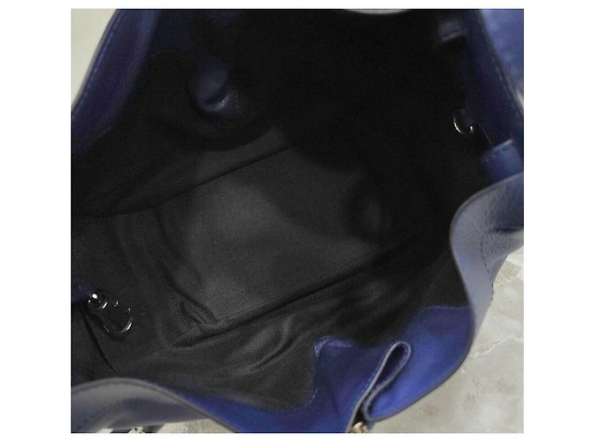 Loewe Piccola borsa Hammock classica in pelle di vitello blu navy - vista 7